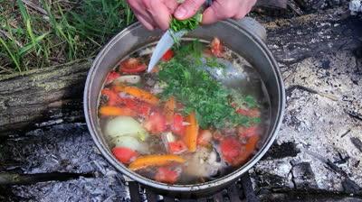 Rezept Suppe auf dem Feuer - die Geheimnisse der russischen Küche